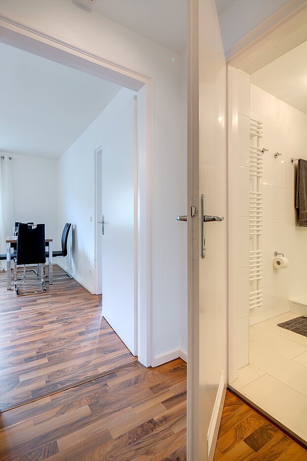 Квартира в многоэтажно доме с 2 комнатами | München-Schwabing | 70096 | Blick in die Wohnung