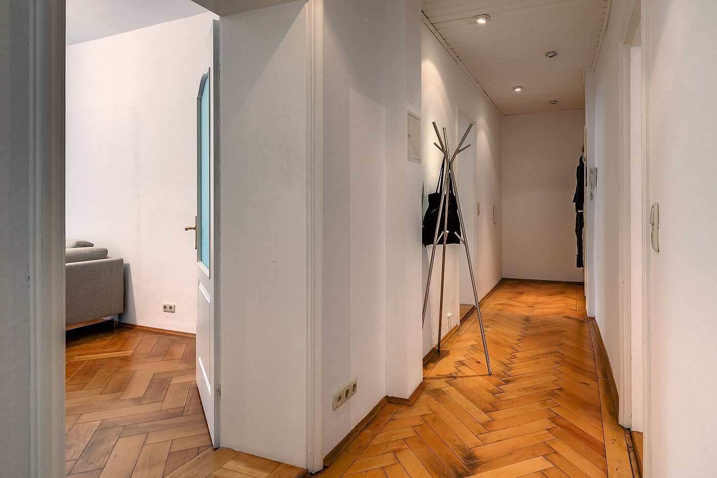 Квартира в многоэтажно доме с 3.5 комнатами | München-Haidhausen | 1803ML1 | geräumiger Flur