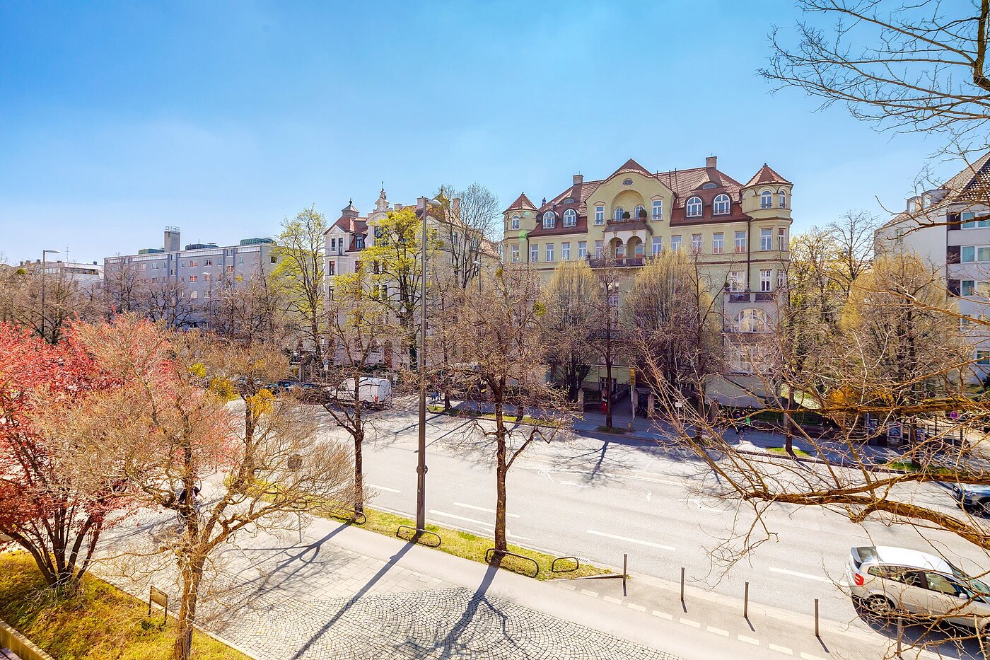 Квартира в многоэтажно доме с 2 комнатами | München-Neuhausen | 2003ML5 | Blick auf die Nymphenburger