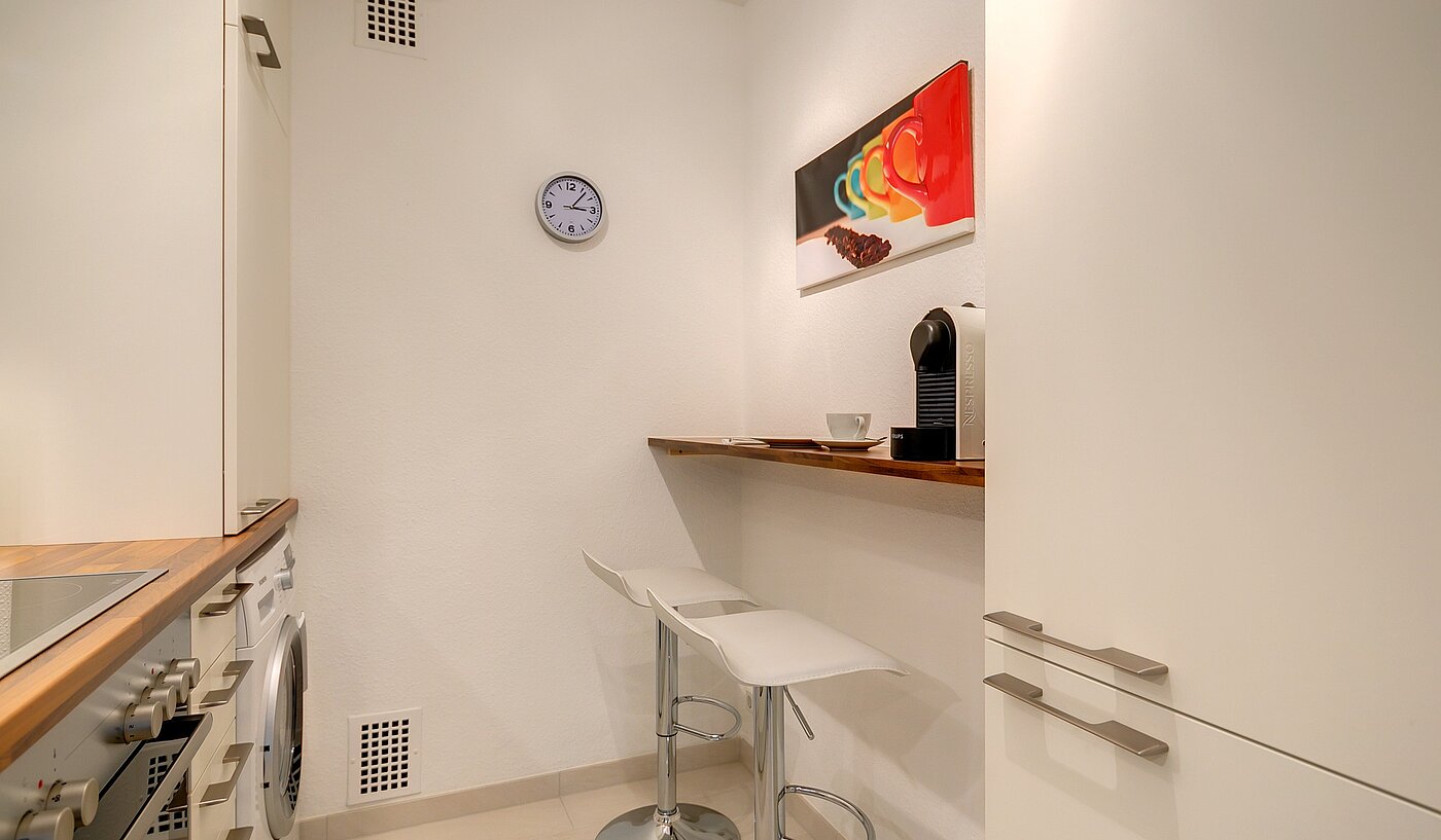 Квартира в многоэтажно доме с 2 комнатами | München-Schwabing | 70096 | Ideale Ausstattung