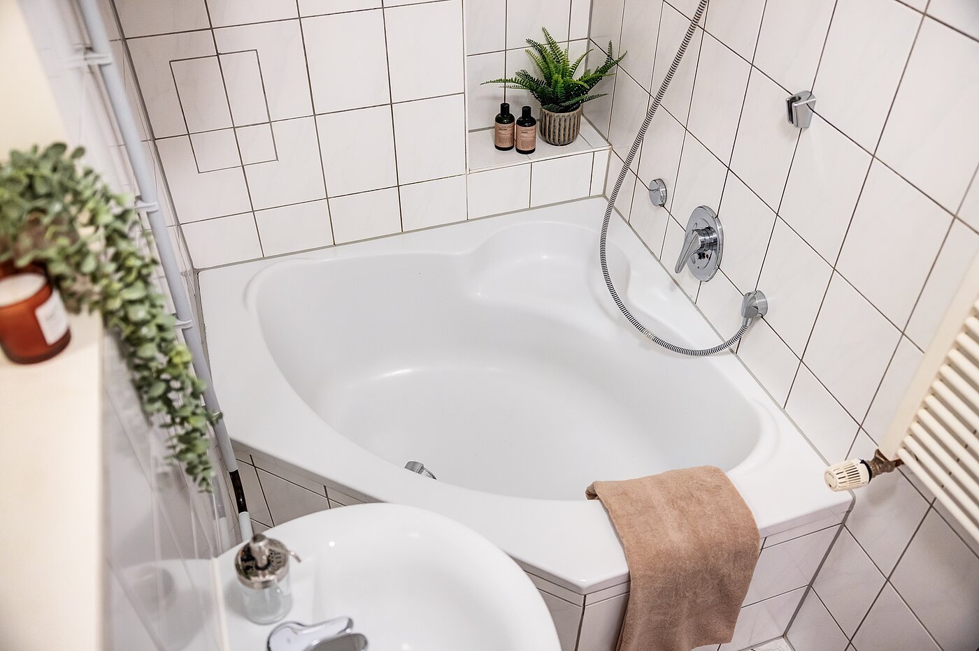 Квартира в многоэтажно доме с 1.5 комнатами | München-Neuhausen | 70473 | ...Bad