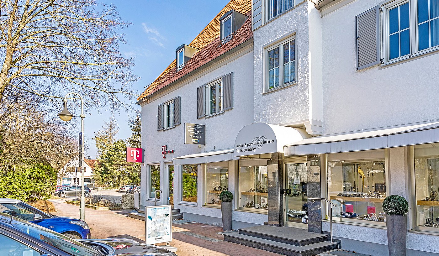 Квартира в многоэтажно доме с 3 комнатами | Unterschleißheim | 70003 | ...allen Geschäften...