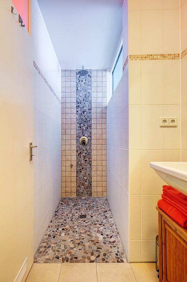 Квартира в многоэтажно доме с 1.5 комнатами | München-Milbertshofen | 701281 | Geflieste Dusche