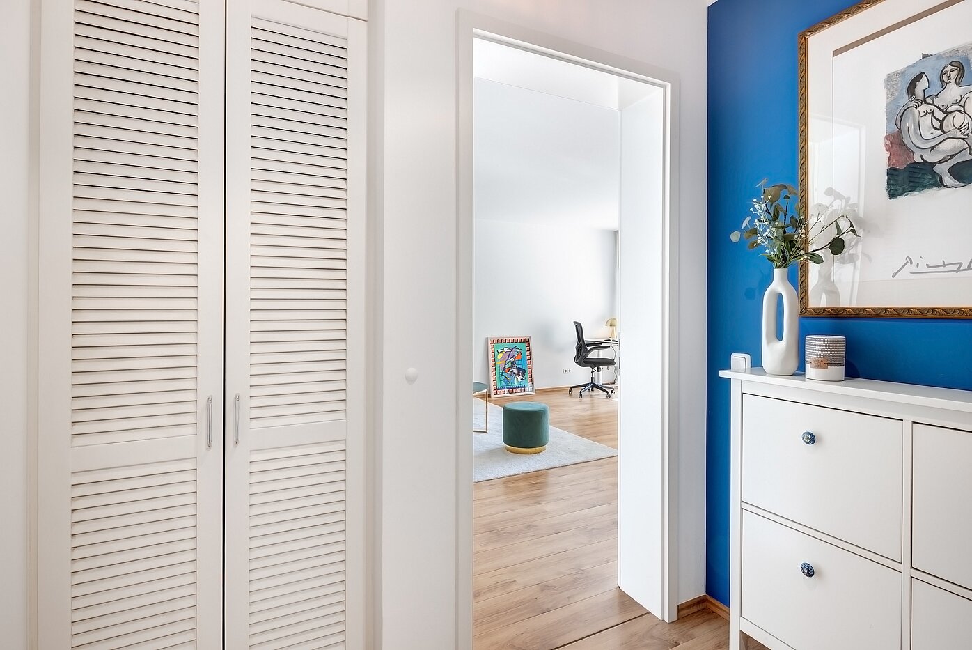 Квартира в многоэтажно доме с 2 комнатами | München-Maxvorstadt | 70001 | Mit praktischem Einbauschrank