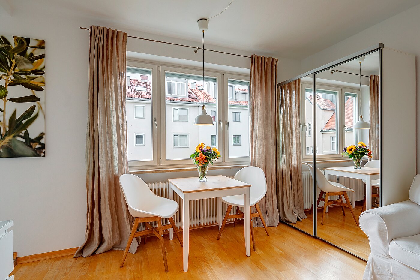 Квартира в многоэтажно доме с 2 комнатами | München-Schwabing | 70130 | ... mit Platz für einen Esstisch