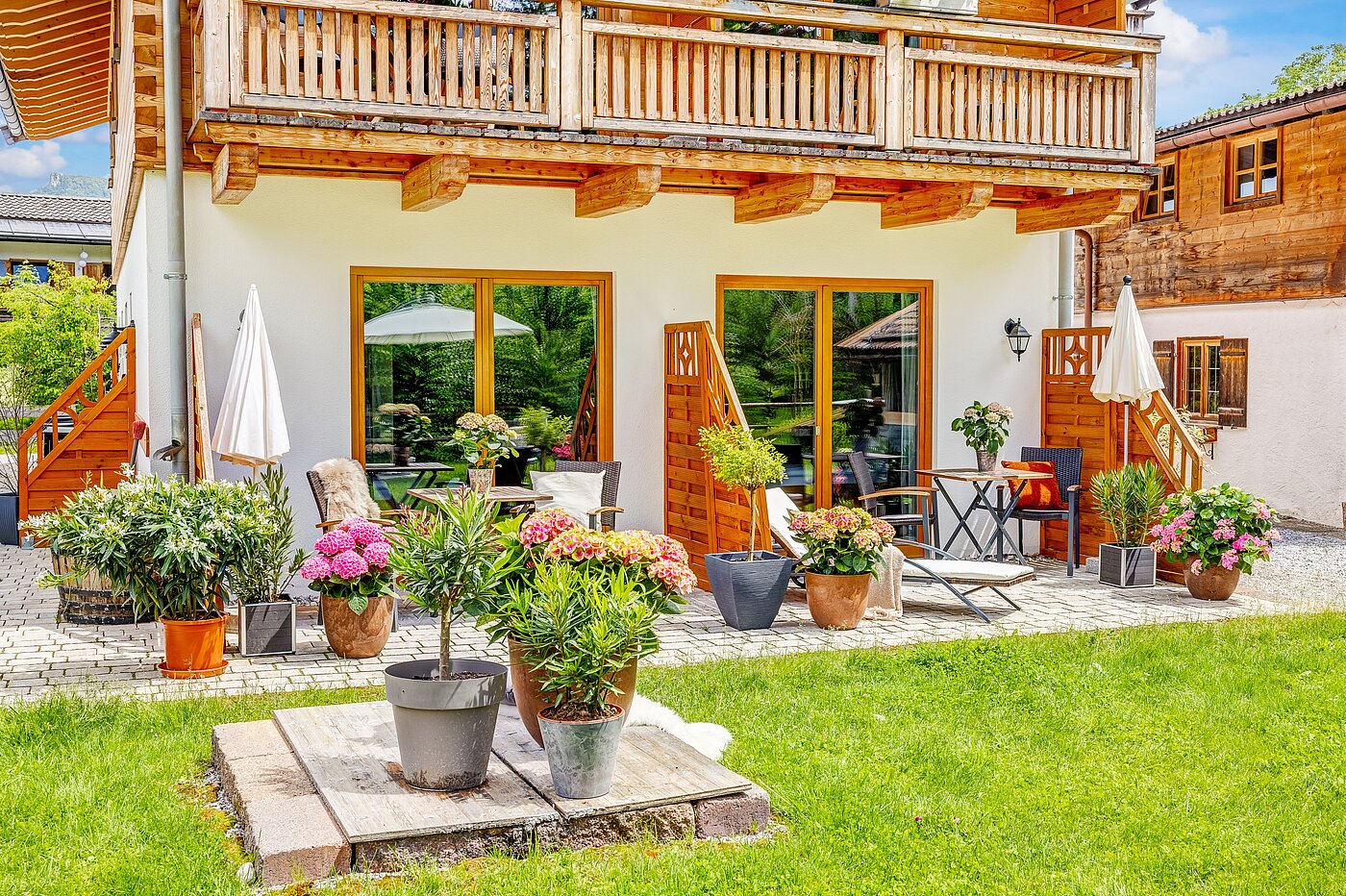 Квартира в многоэтажно доме с 6 комнатами | 70095 | ...sowie sonniger Terrasse