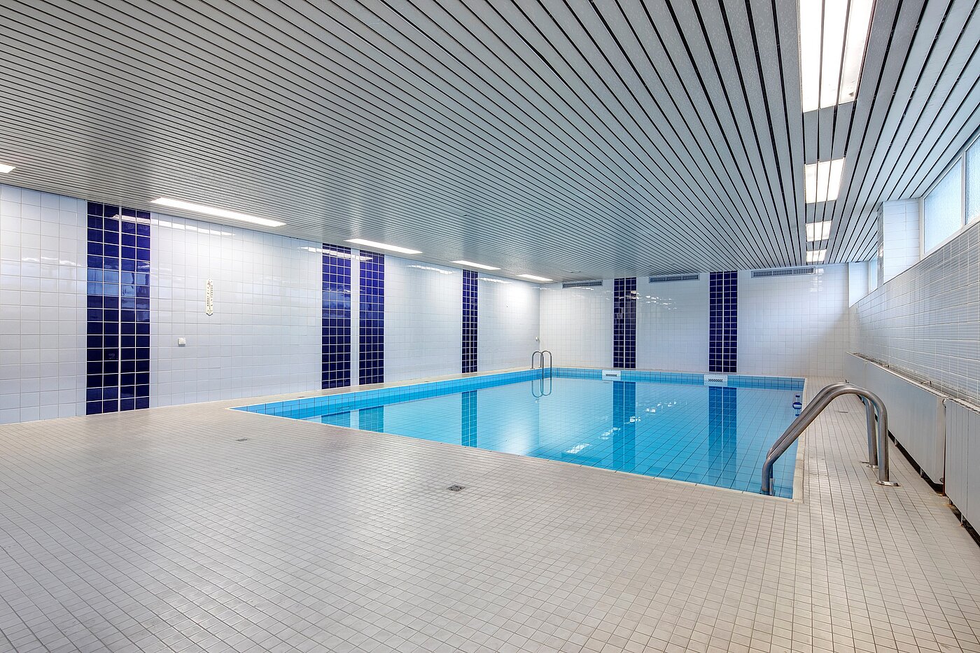 Квартира в многоэтажно доме с 1.5 комнатами | München-Sendling-Westpark | 2207ML4 | Hauseigenes Hallenbad mit...