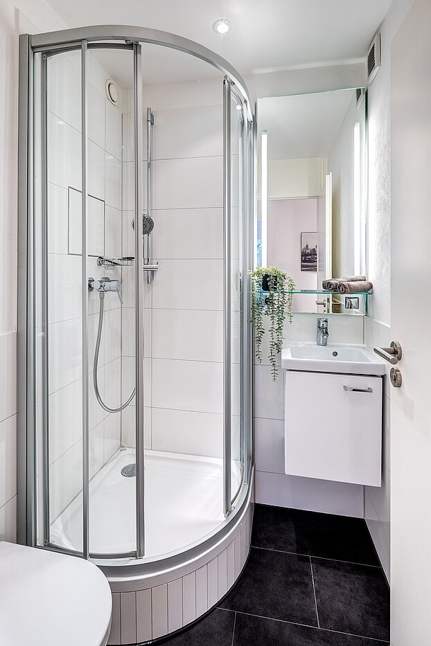 Квартира в многоэтажно доме с 3.5 комнатами | München-Bogenhausen | 70267 | ...Dusche