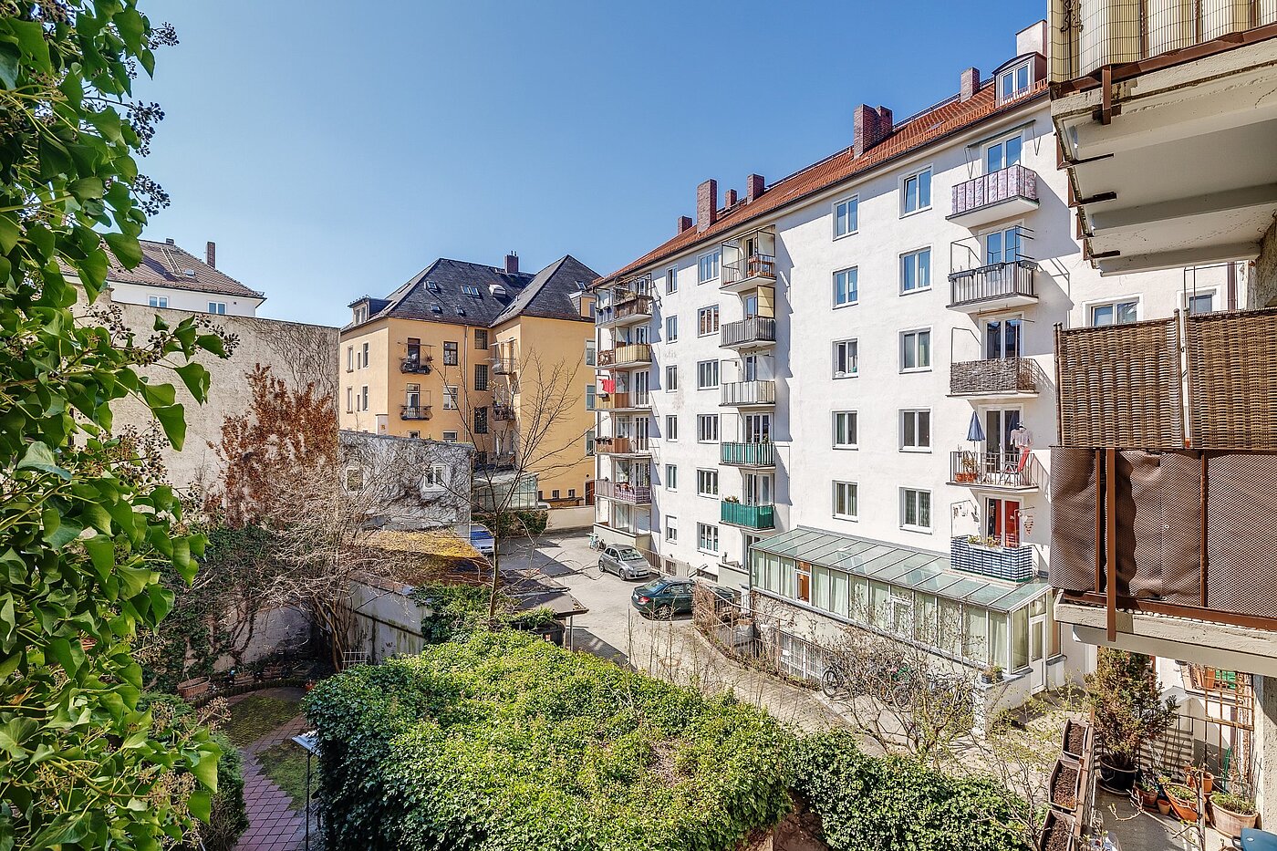 Квартира в многоэтажно доме с 2 комнатами | München-Untergiesing | 2003ML12 | Ausblick zum ruhigen Innenhof