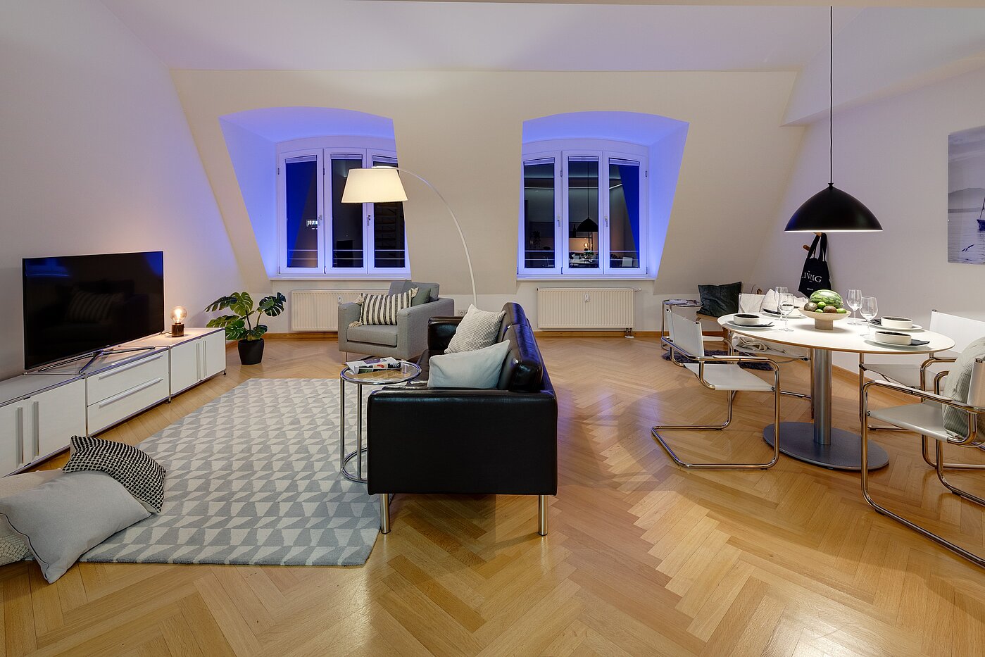 Квартира в многоэтажно доме с 2 комнатами | München-Schwabing | 2208ML2 | Abendstimmung