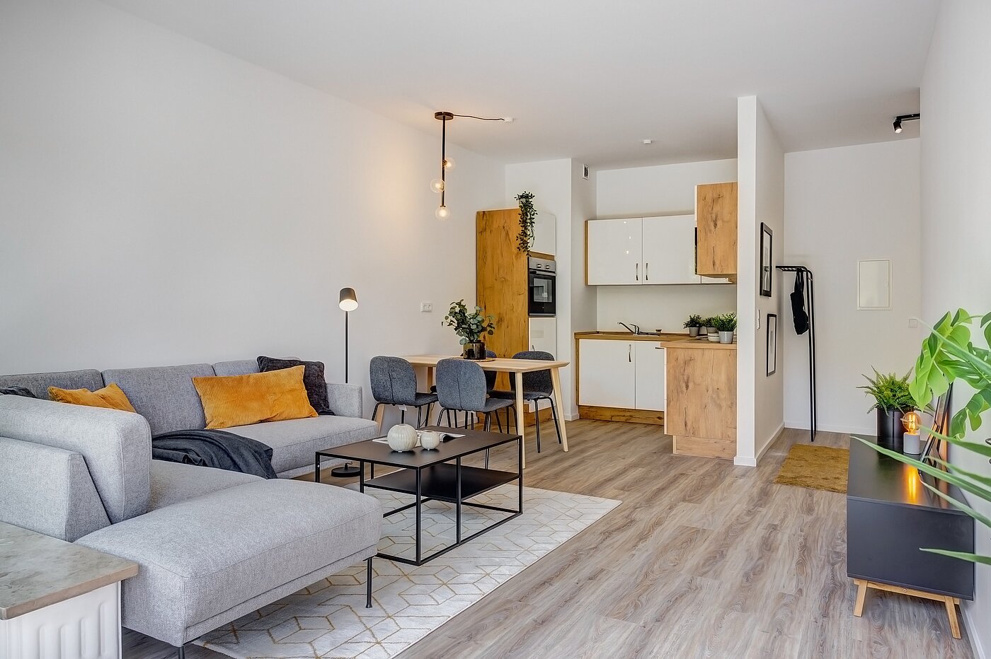 Квартира в многоэтажно доме с 2.5 комнатами | München-Obermenzing | 700191 | ...und offener Küche