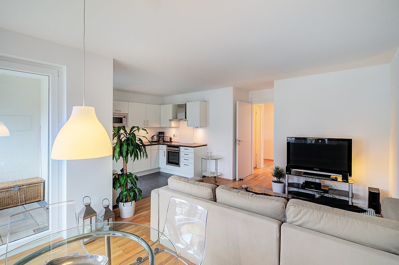 Квартира в многоэтажно доме с 3 комнатами | München-Moosach | 70164 | ...mit Zugang zur Loggia