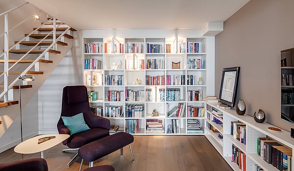 Квартира в многоэтажно доме с 5 комнатами | München-Maxvorstadt | 1807ML1 | Fernseh- und Leseraum