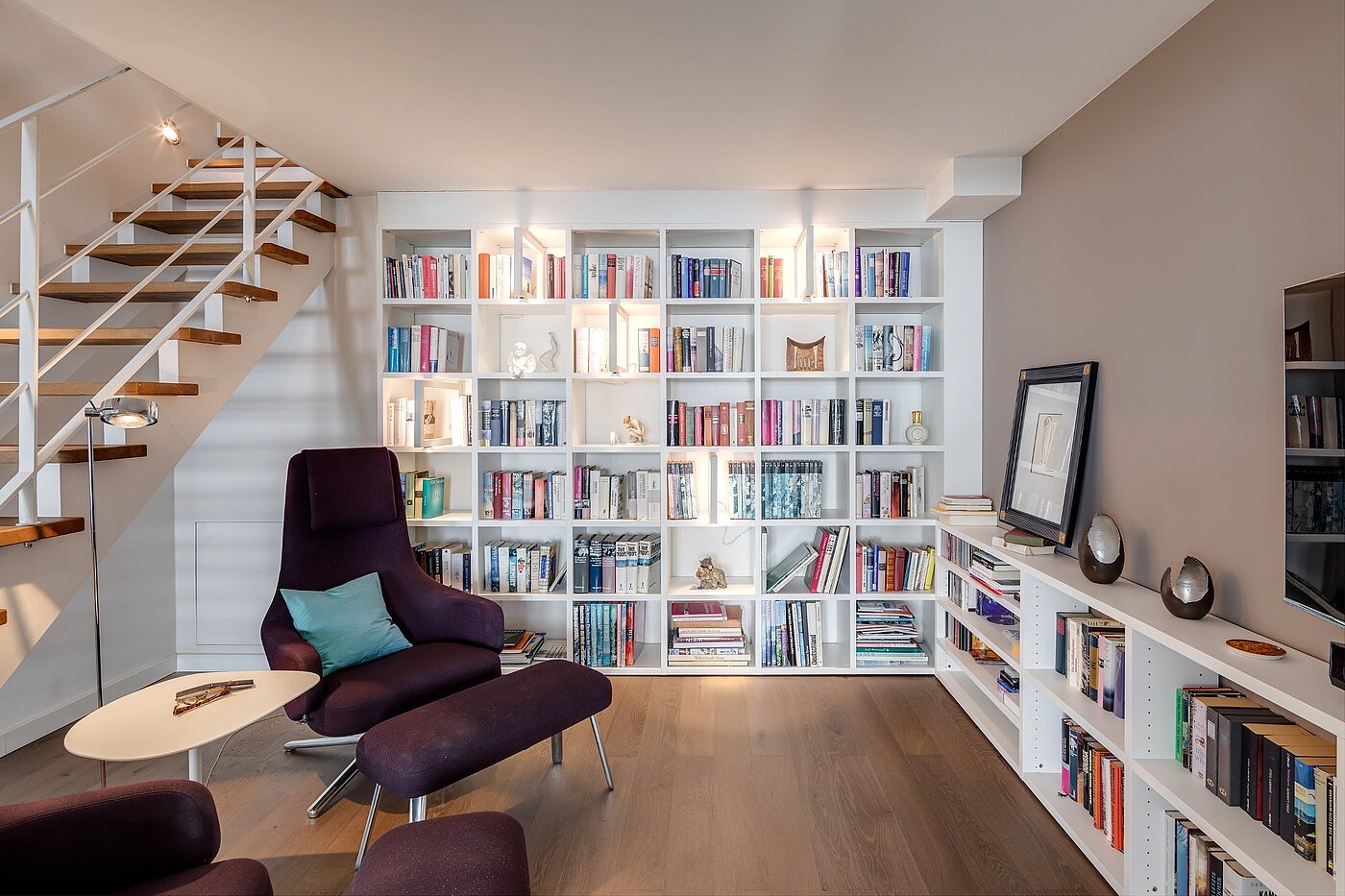 Квартира в многоэтажно доме с 5 комнатами | München-Maxvorstadt | 1807ML1 | Fernseh- und Leseraum