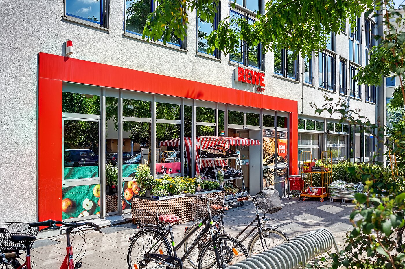 Квартира в многоэтажно доме с 3 комнатами | München-Bogenhausen | 2112ML3 | Einkaufen quasi...