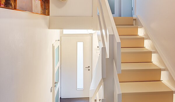 Угловой террасный дом с 3 комнатами | Kreuth | 70037 | Flur zum Obergeschoss