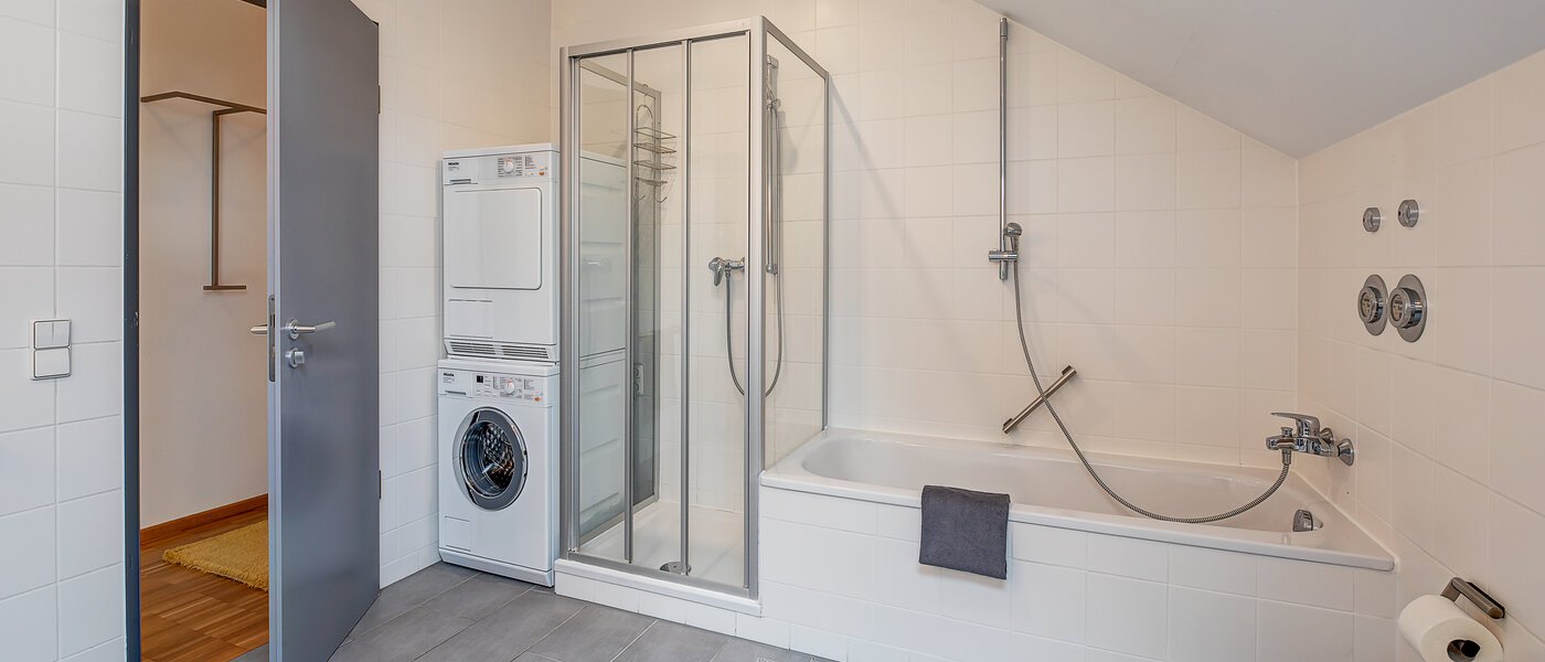 мансардная квартира München Maxvorstadt - Museumsviertel 03 ванная комната 1