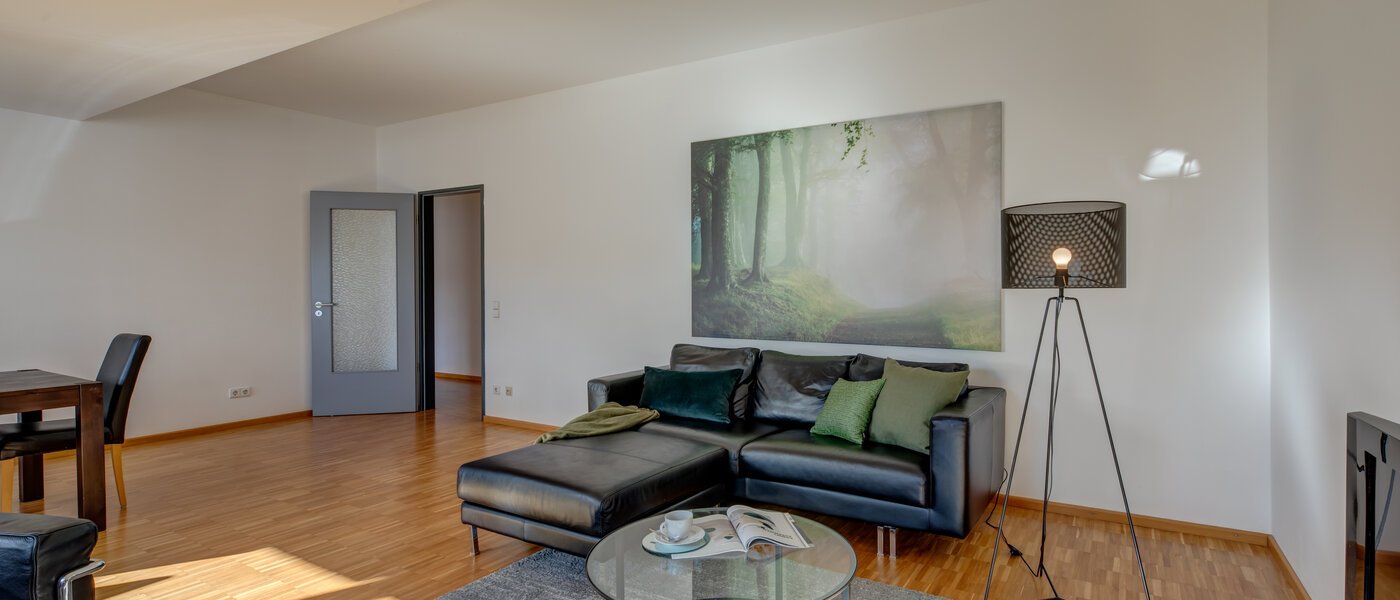 мансардная квартира München Maxvorstadt - Museumsviertel 04 жилое пространство 1