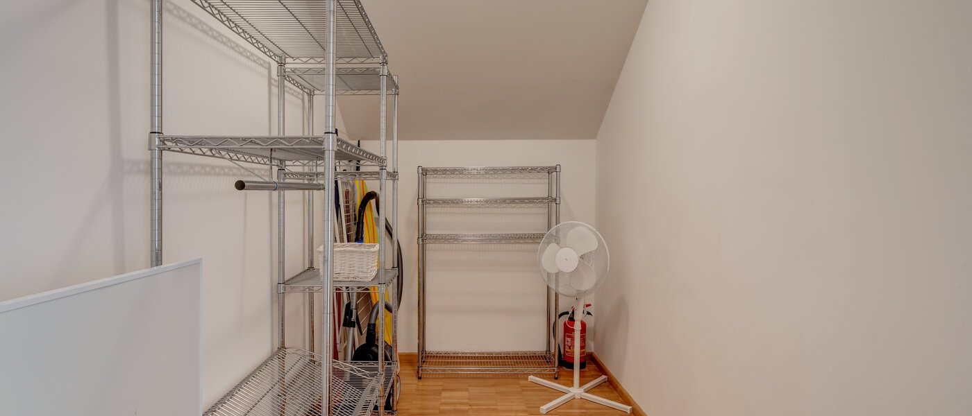 мансардная квартира München Maxvorstadt - Museumsviertel 01 кладовая 1