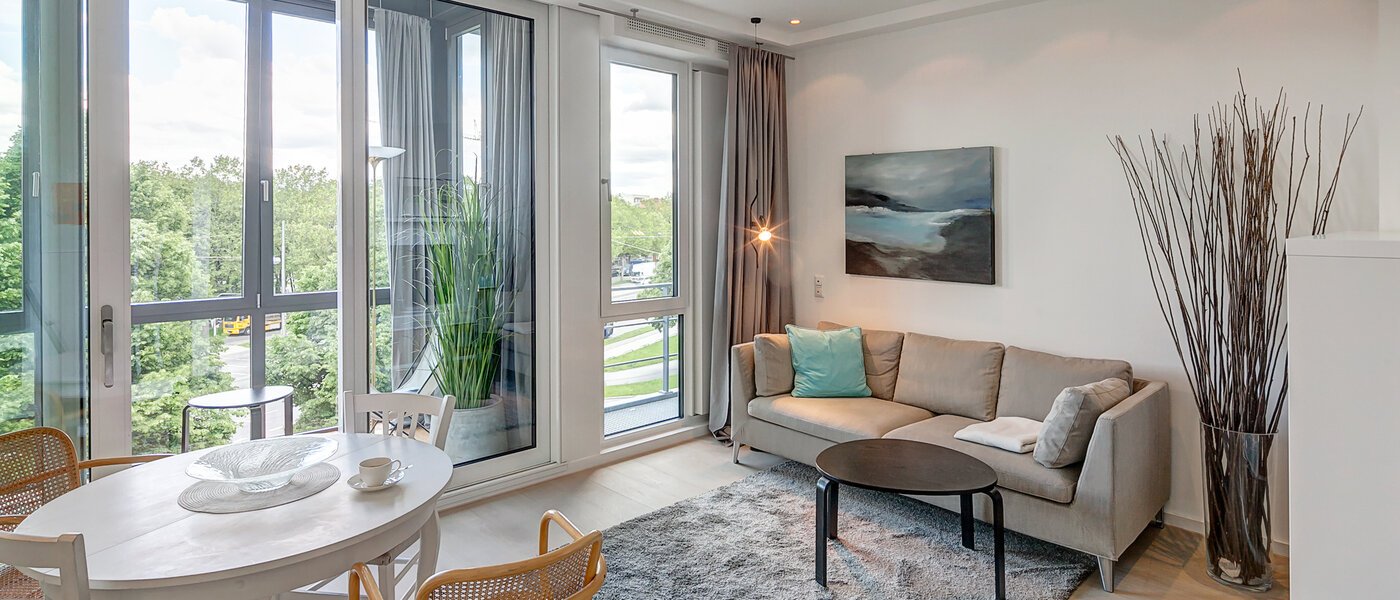 квартира München Schwabing-West (rund um den Hohenzollernplatz) 01 гостиная 10046