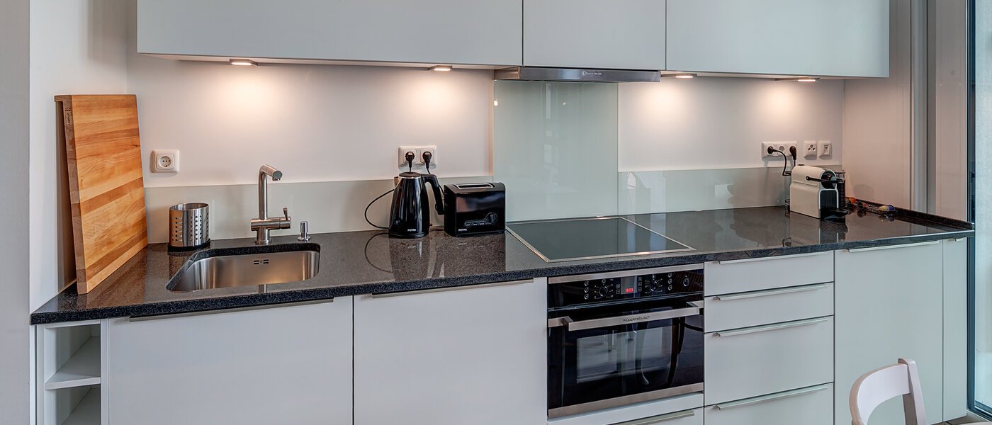 квартира München Schwabing-West (rund um den Hohenzollernplatz) 01 кухня 10046