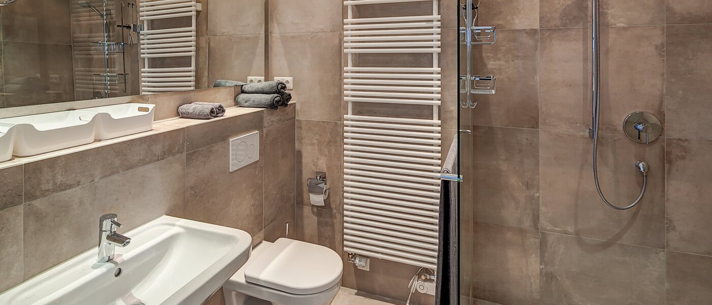 квартира München Schwabing-West (rund um den Hohenzollernplatz) 03 ванная комната 10046