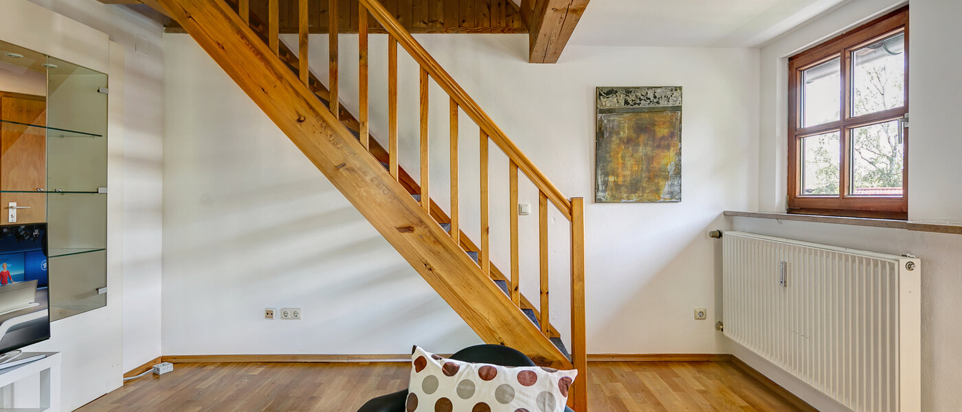 мансардная квартира München Obermenzing 05 гостиная 10079