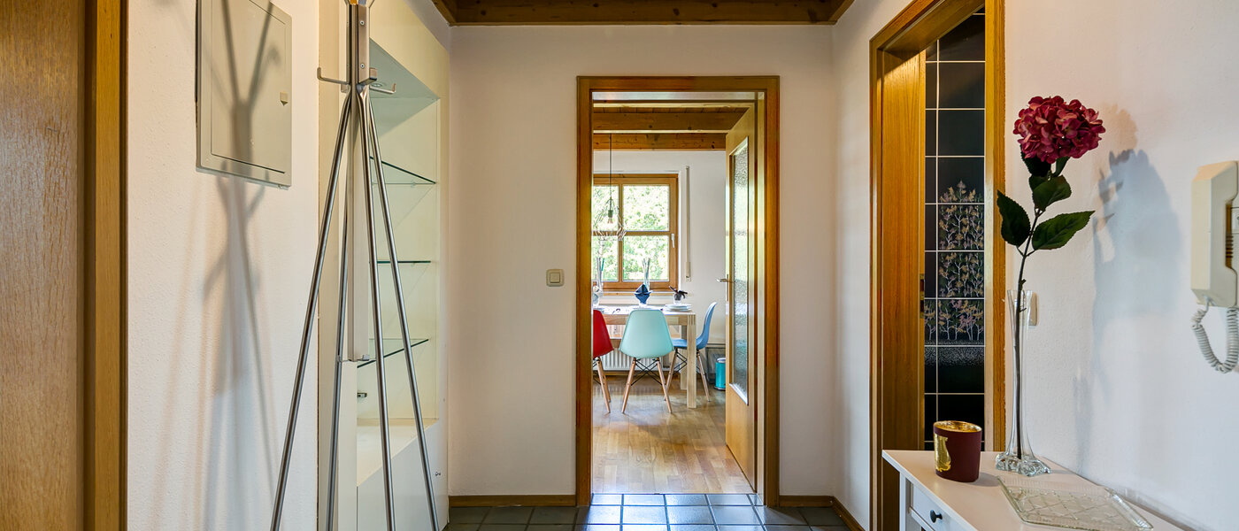 мансардная квартира München Obermenzing 01 коридор 10079