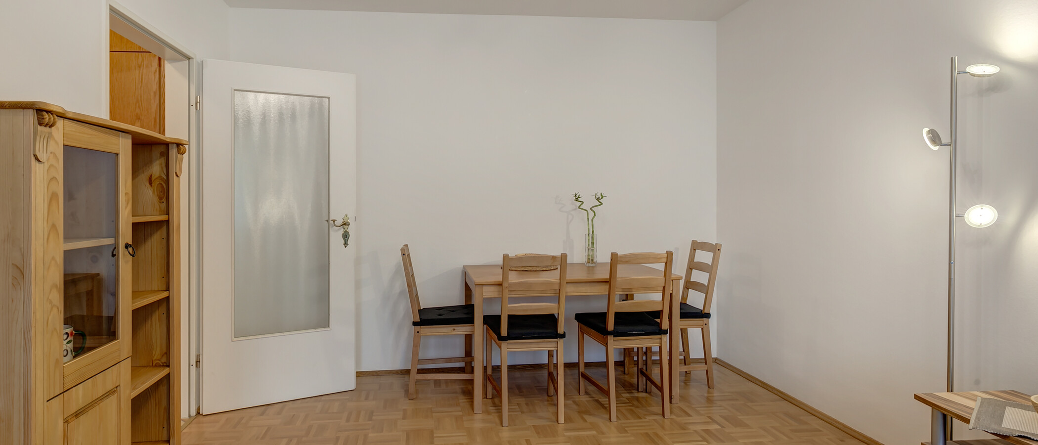 квартира München Ludwigsvorstadt 03 гостиная 10097