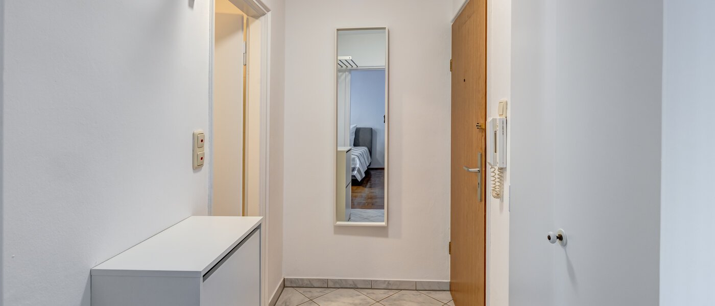 квартира München Obergiesing 01 коридор 10117