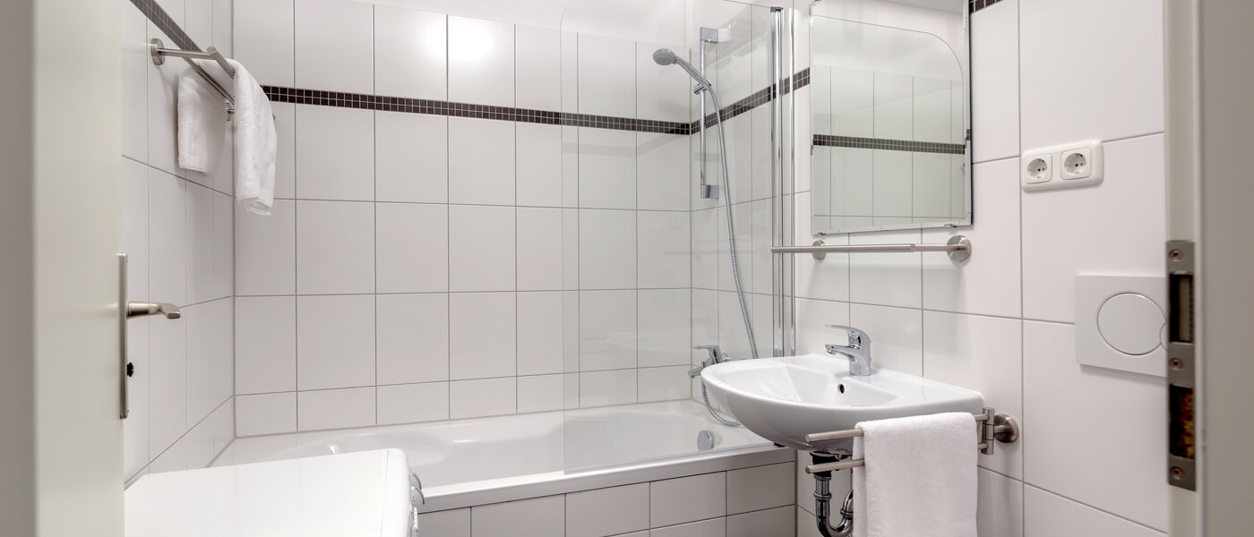 квартира München Obersendling 01 ванная комната 10120