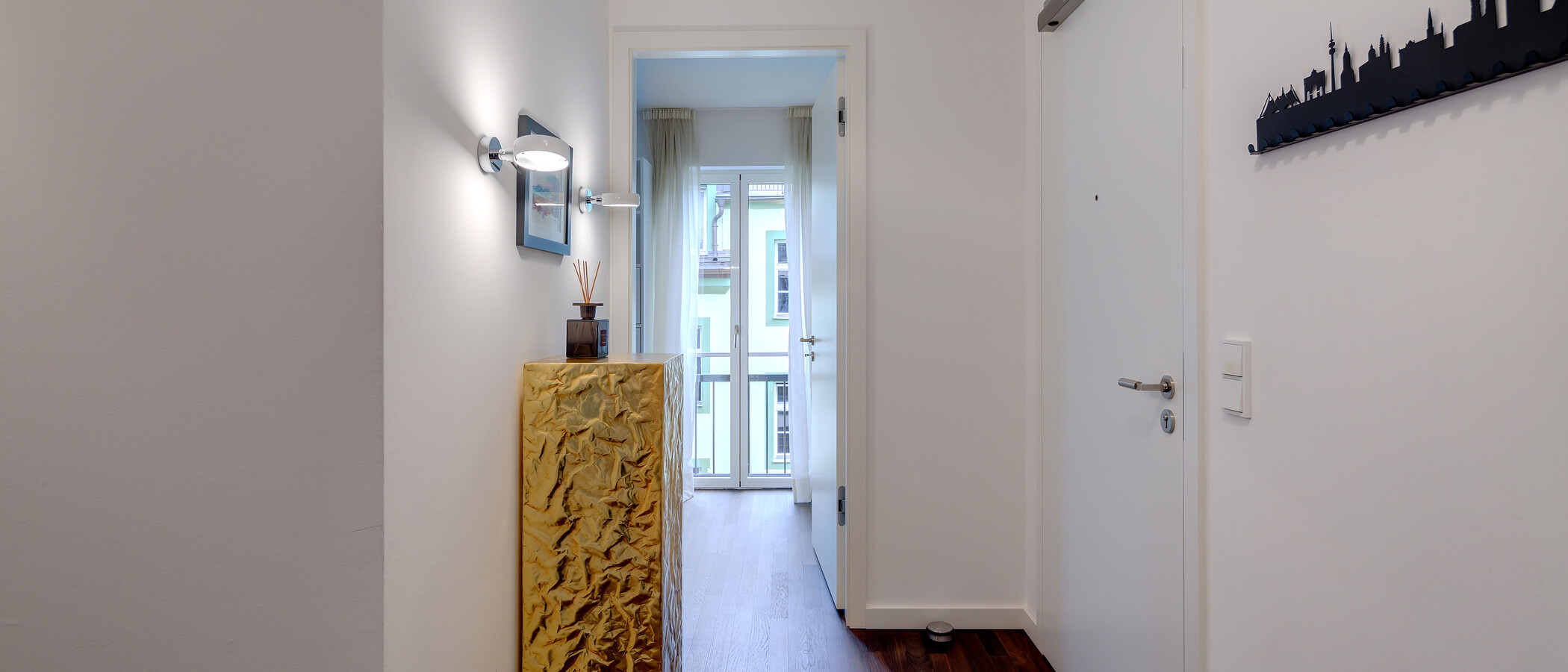 квартира München Maxvorstadt - Universitätsviertel 04 коридор 10142