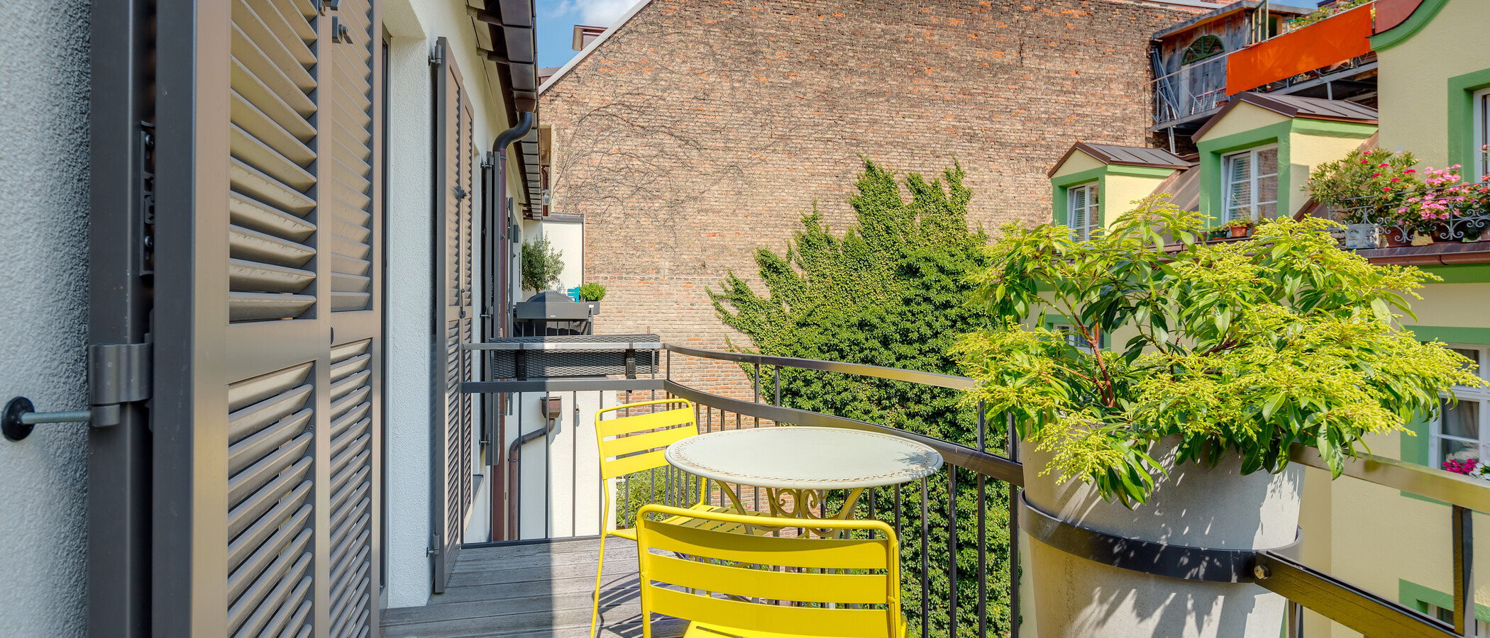квартира München Maxvorstadt - Universitätsviertel 02 2-ой балкон 10142