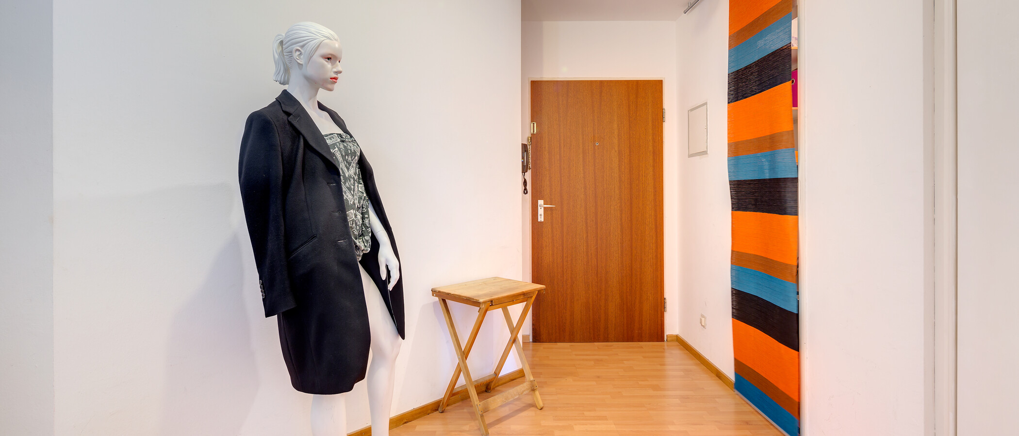 квартира München Schwabing-West 03 коридор 10148