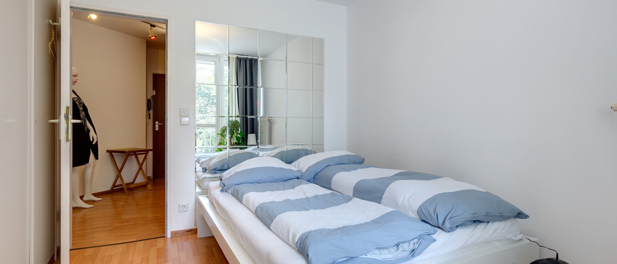 квартира München Schwabing-West 01 спальная 10148