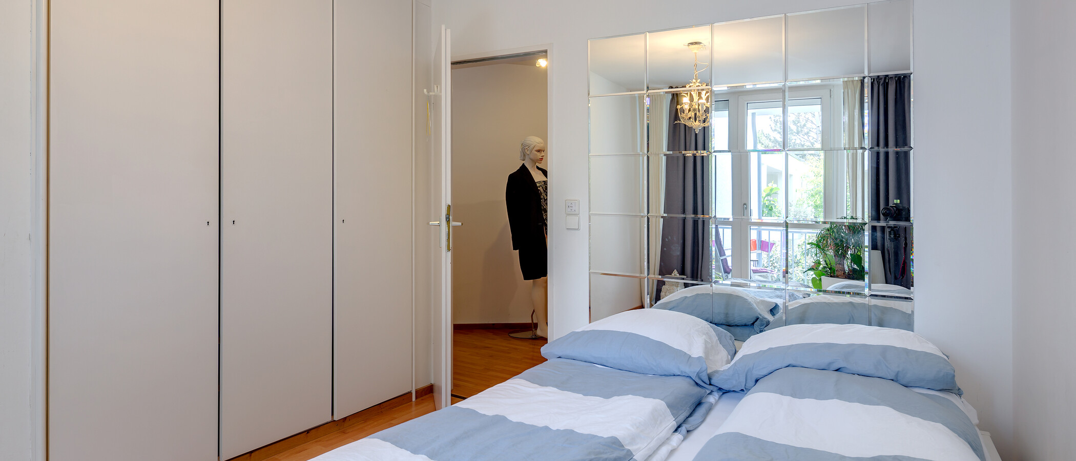 квартира München Schwabing-West 03 спальная 10148