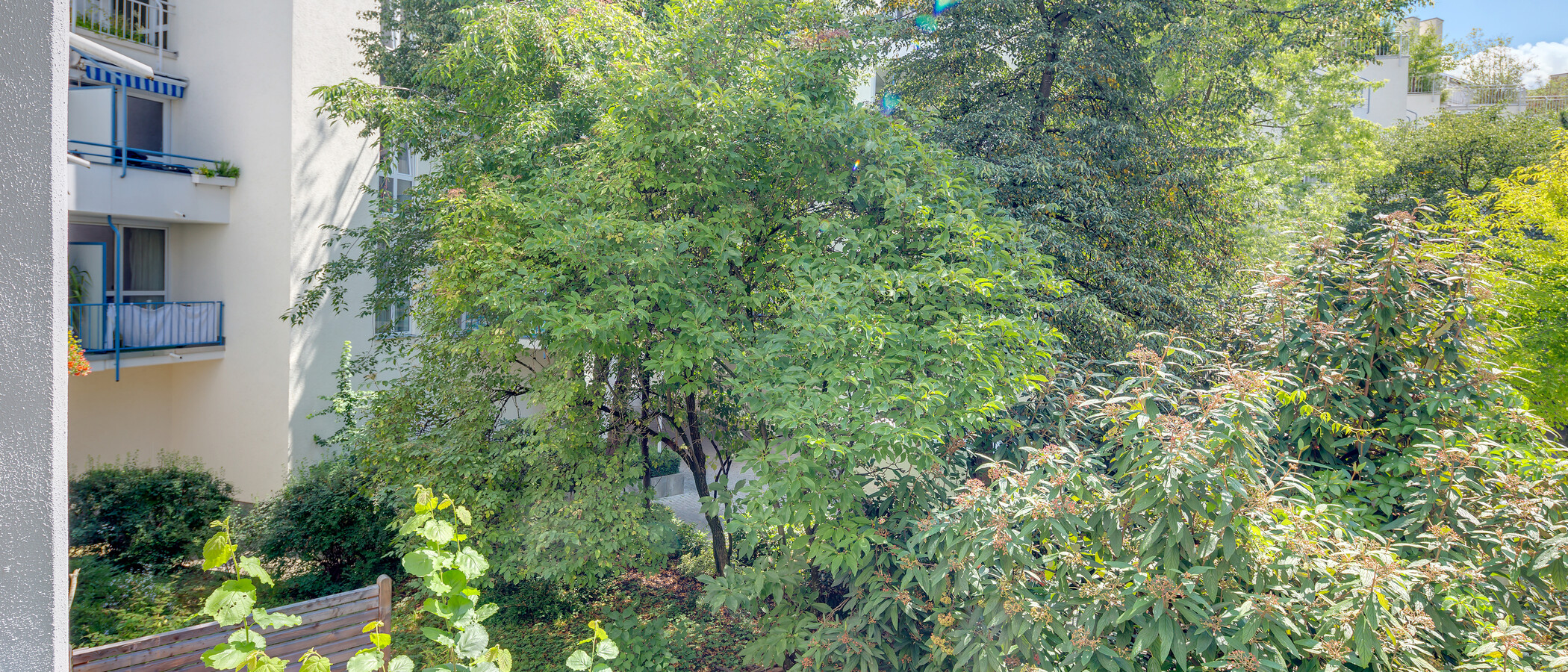 квартира München Schwabing-West 02 вид из окна 10148