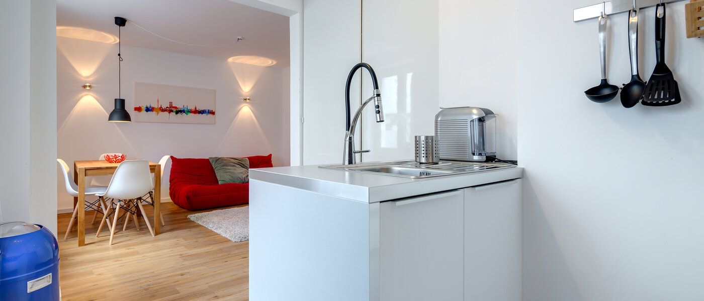 квартира München Maxvorstadt - Universitätsviertel 03 кухня 10155