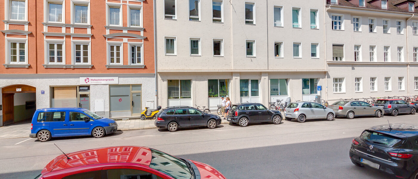 квартира München Maxvorstadt - Universitätsviertel 02 вид из окна 10155