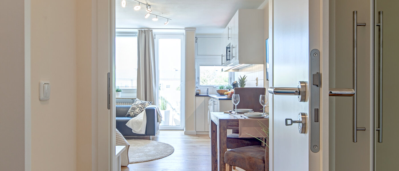 квартира München Neuhausen 01 коридор 10177