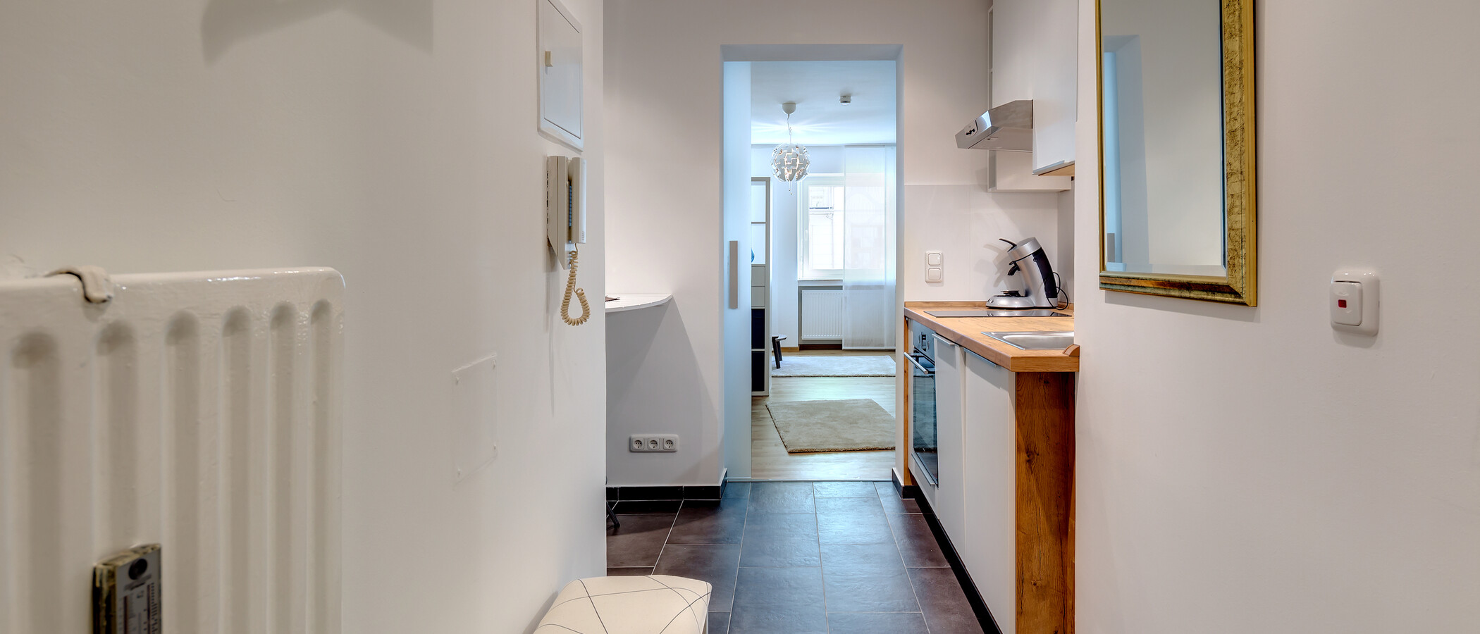 квартира München Schwabing-West 01 коридор 10179