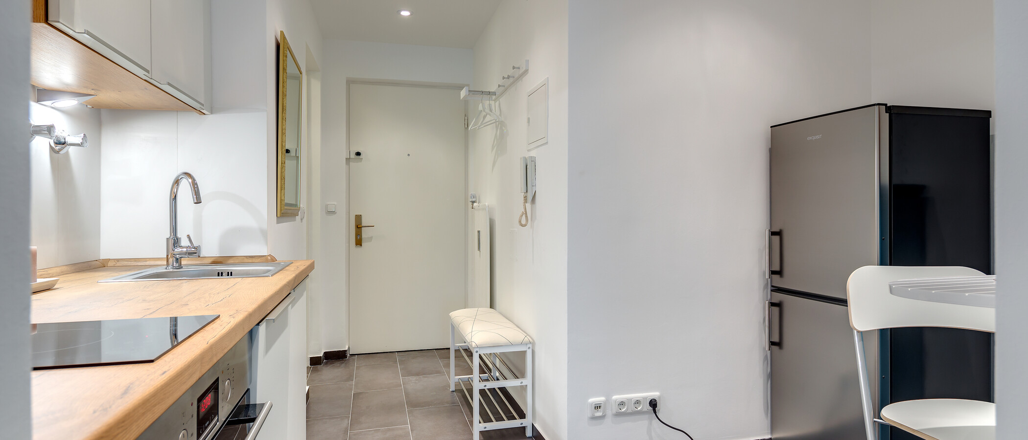 квартира München Schwabing-West 03 коридор 10179