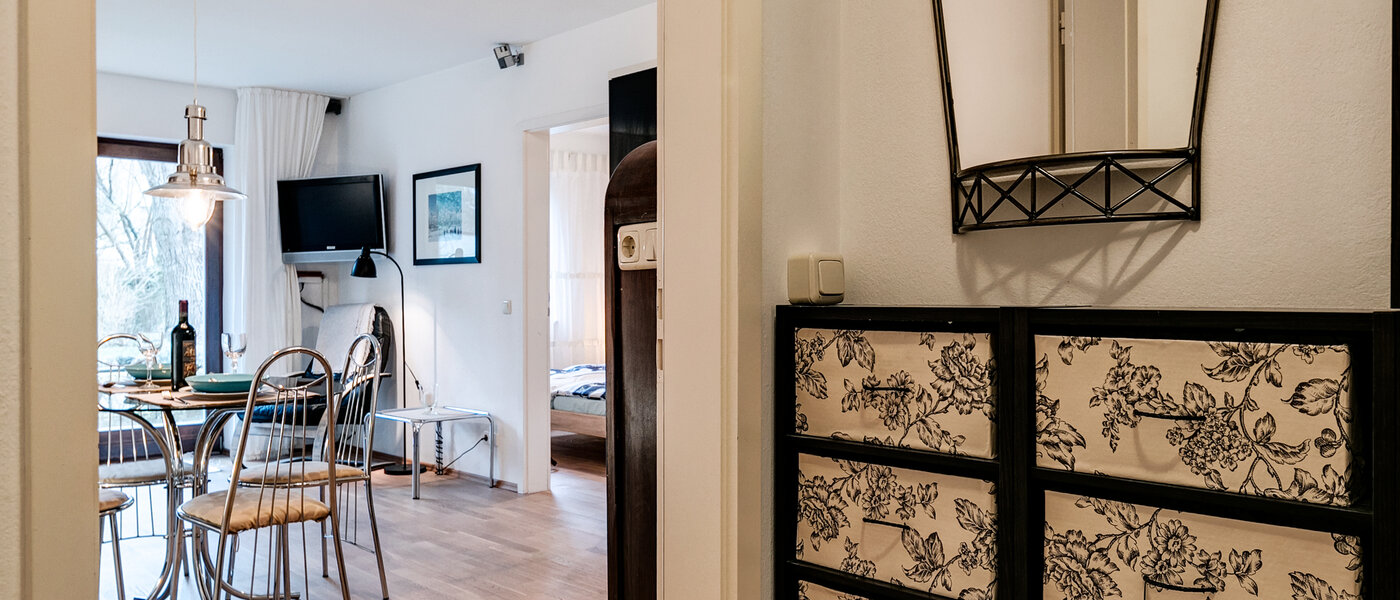 квартира München Nymphenburg-Gern 01 коридор 10196