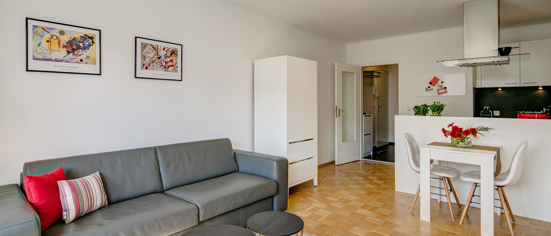 квартира München Obergiesing 05 гостиная 10202