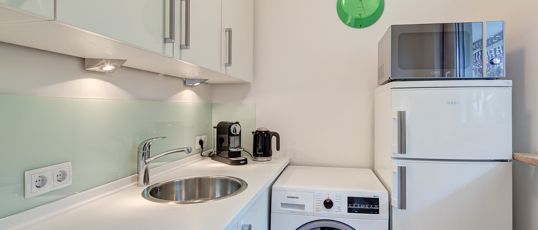 квартира München Maxvorstadt - Universitätsviertel 02 кухня 10224