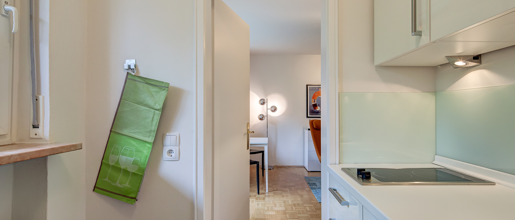 квартира München Maxvorstadt - Universitätsviertel 03 кухня 10224
