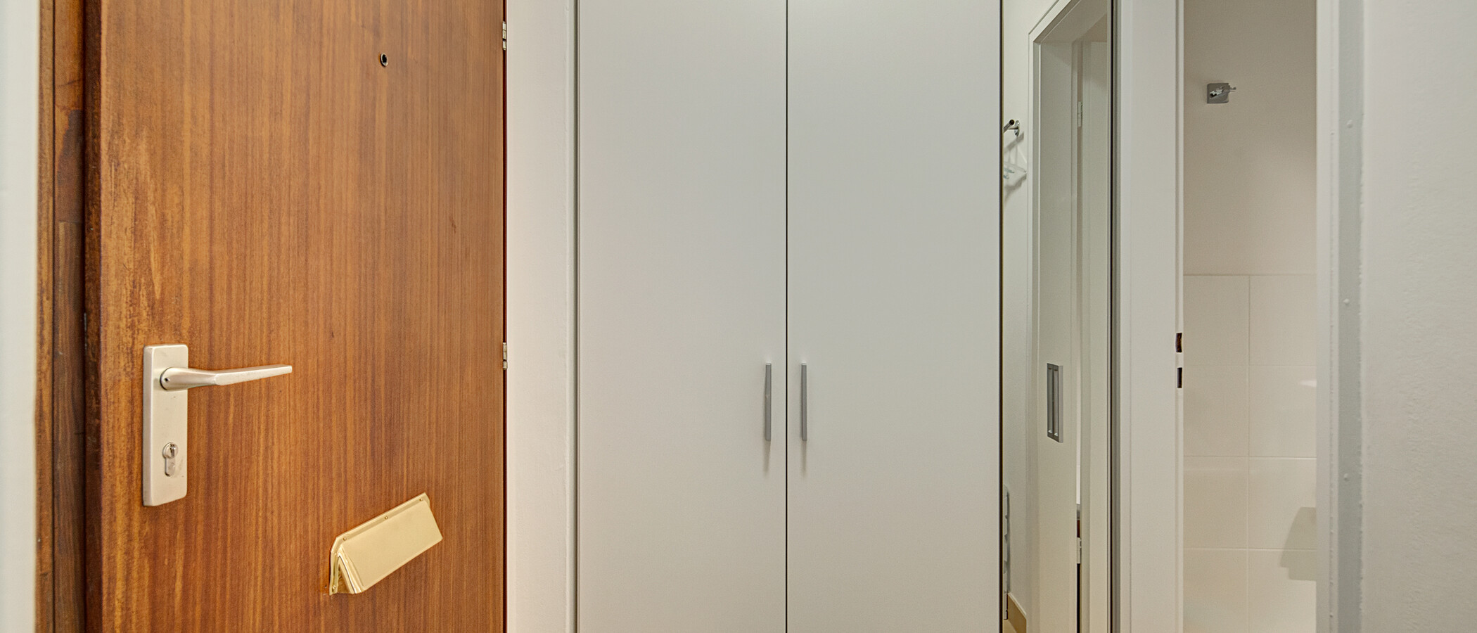 квартира München Maxvorstadt - Universitätsviertel 01 коридор 10224