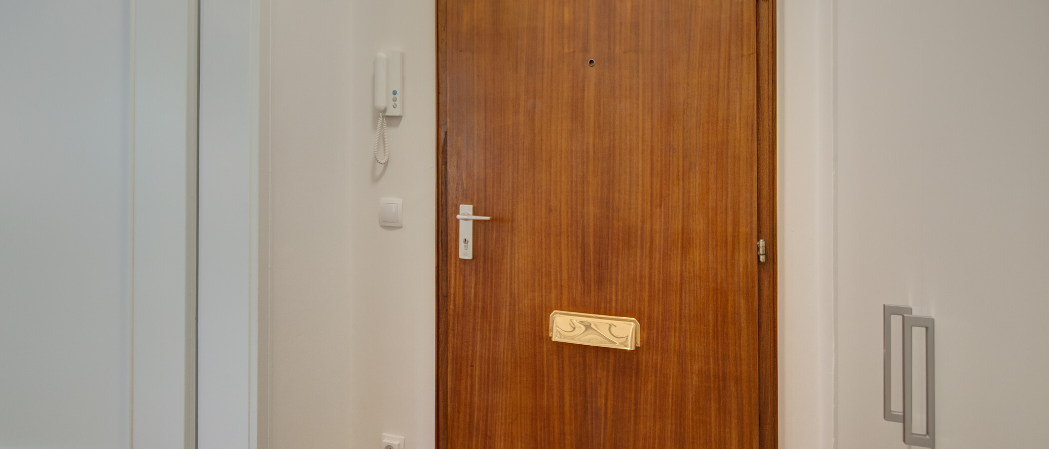 квартира München Maxvorstadt - Universitätsviertel 02 коридор 10224