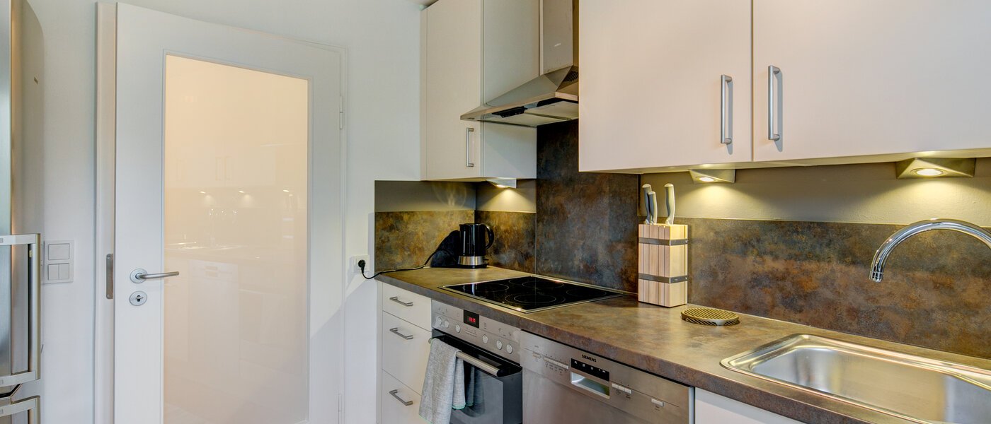 квартира München Englschalking 04 кухня 10225