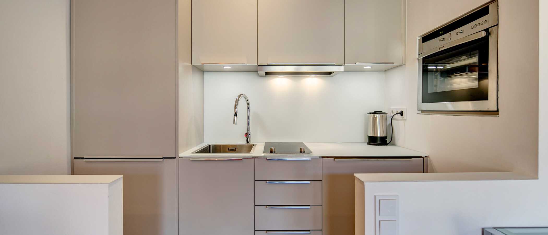 квартира München Maxvorstadt 01 кухня 10269